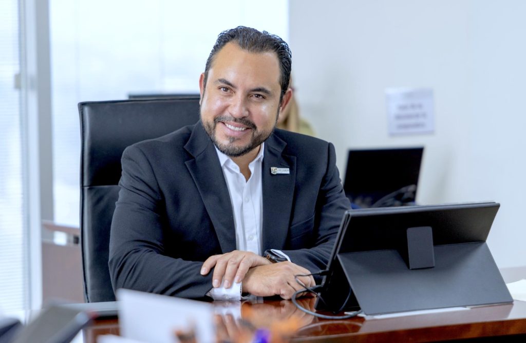 250 mdp para cultura: Christian Agúndez impulsa el Teatro Lomelí con respaldo del Cabildo