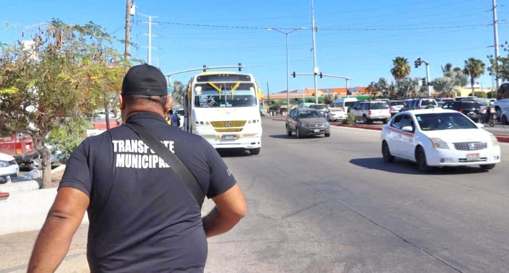 Anuncian transportistas suspensión temporal del transporte público para este martes 30 de junio de 9:00 a 10:00 am