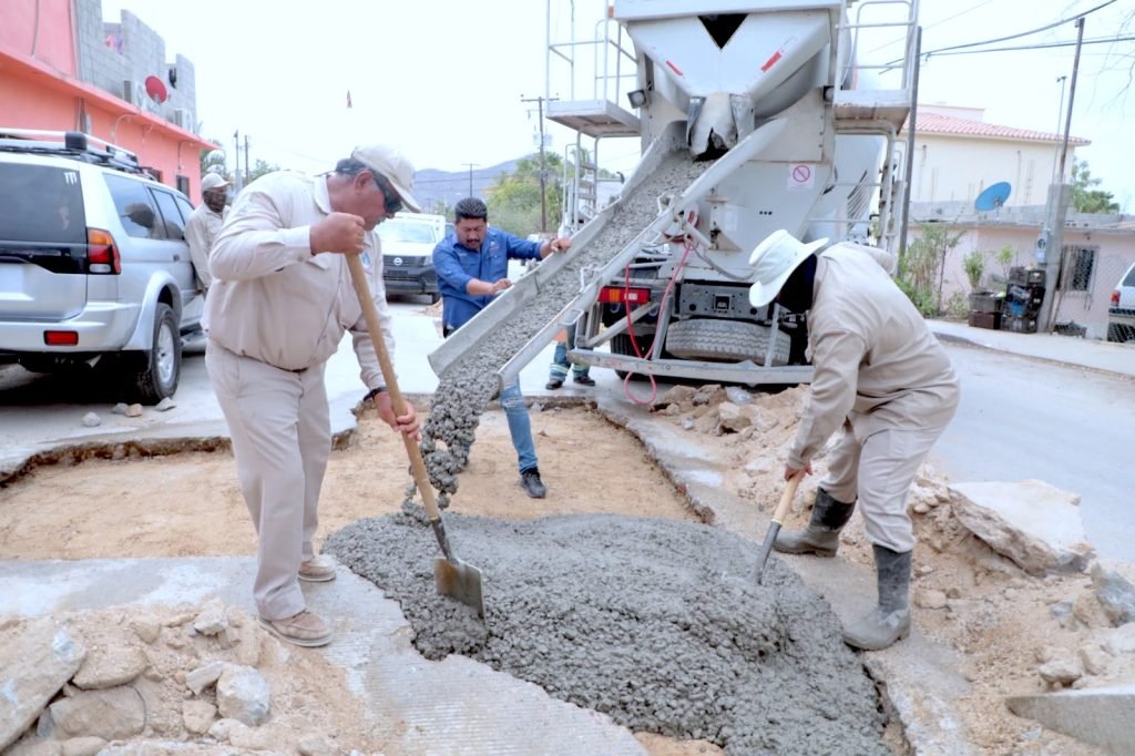Atiende OOMSAPAS fugas de agua y refuerza la eficiencia del servicio en San José del Cabo