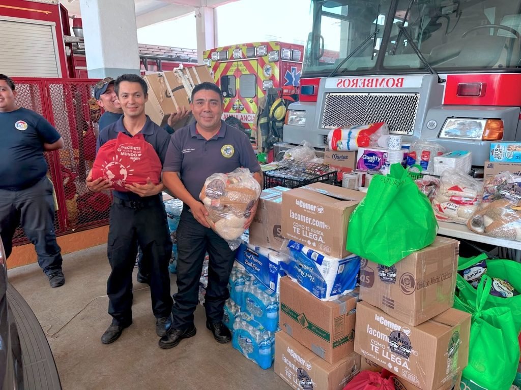 Bomberos de Cabo San Lucas concluyen envío de víveres en apoyo a familias de San José de Comondú