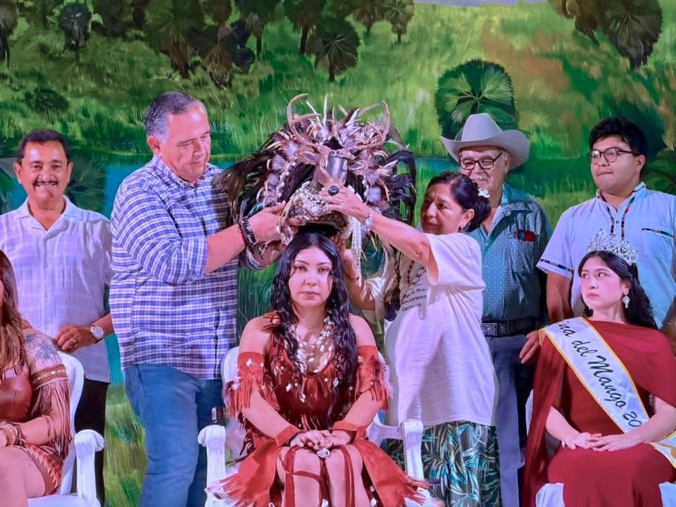 Celebra Santiago 305 años de historia con coronación de la Reina Pericú y actividades culturales