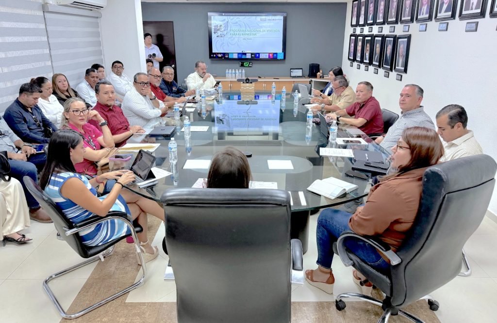 Dan seguimiento a más de 31 mil viviendas contempladas para Los Cabos
