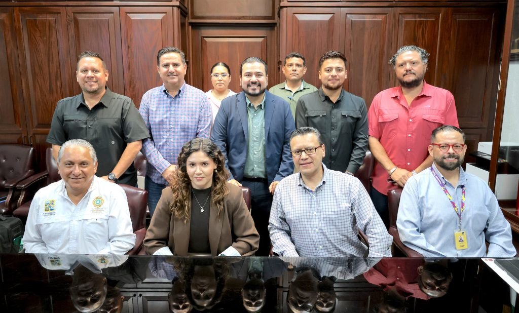 Dan seguimiento autoridades municipales a proyecto de muro de contención y vía alterna en el CRIT Los Cabos