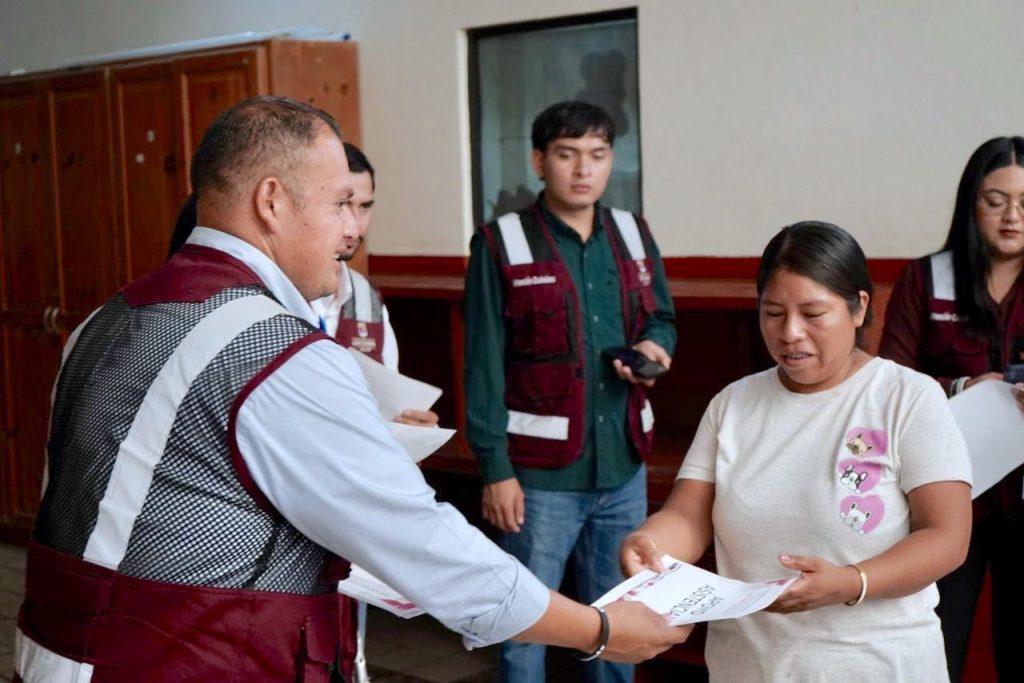 Entrega Ayuntamiento de Los Cabos apoyos asistenciales a 22 familias de Cabo San Lucas