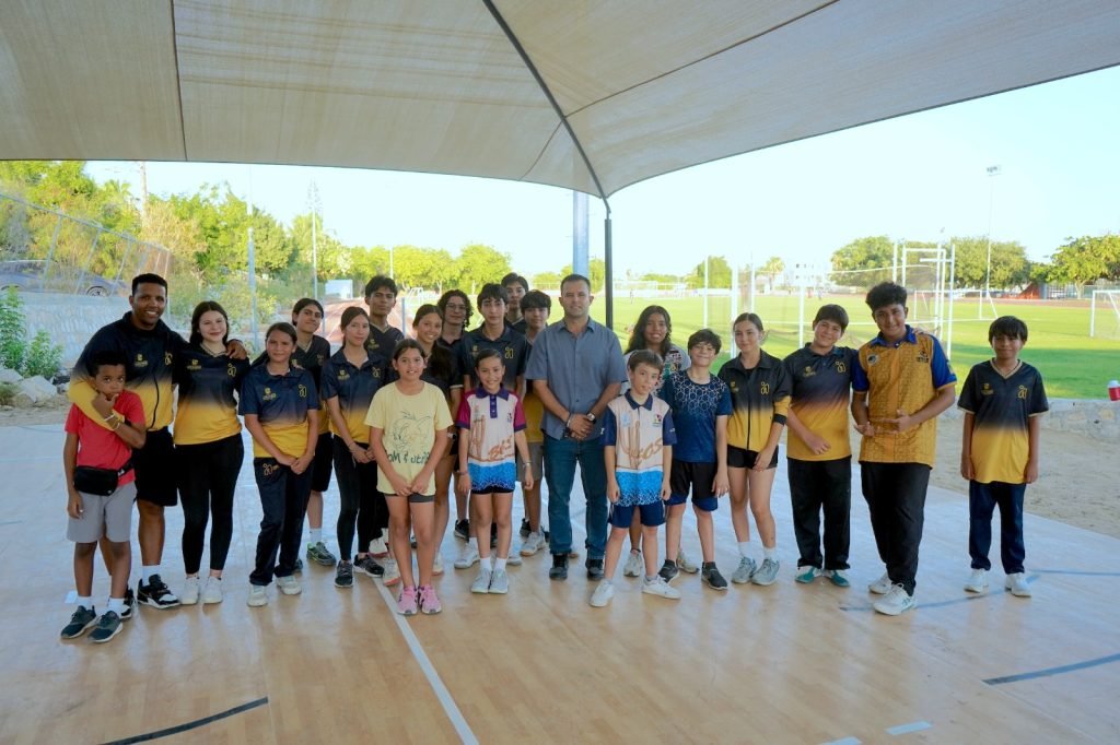 Entrega Ayuntamiento de Los Cabos espacio rehabilitado para la práctica de esgrima