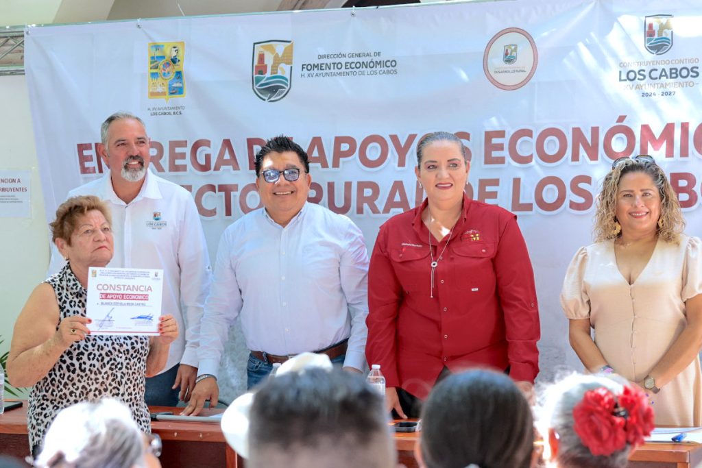 Entrega XV Ayuntamiento cerca de un millón de pesos para fortalecer al sector agropecuario de Los Cabos