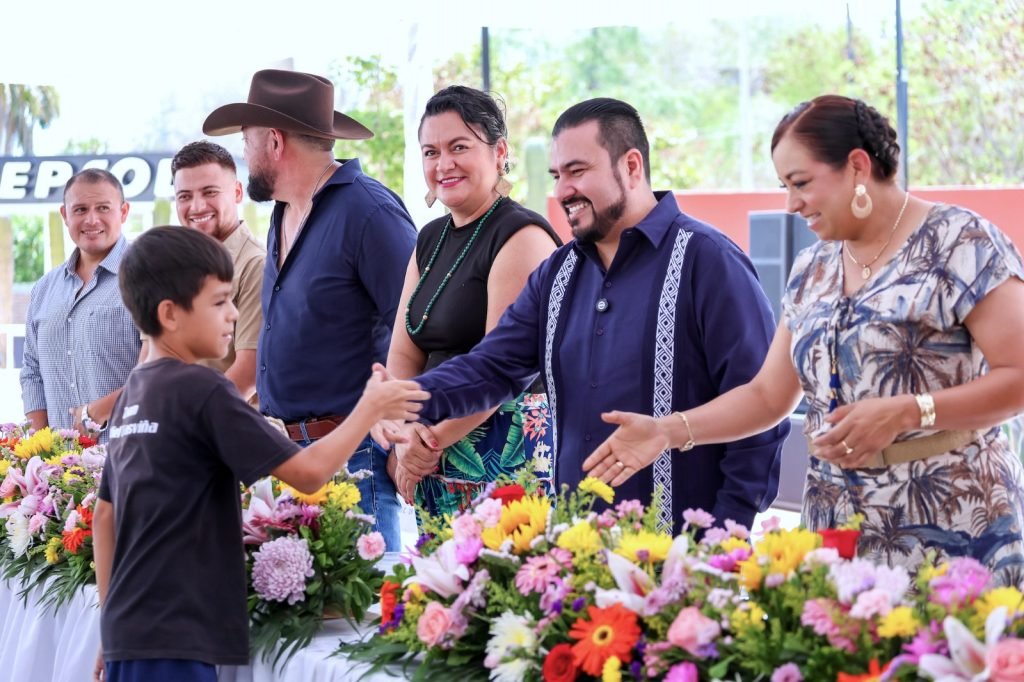 Inauguran la Feria del Mango en Santiago; celebran tradición que impulsa la identidad y la economía local