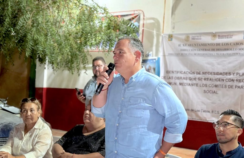 Instalan Comité de Contraloría Social para supervisar pavimentación en Mesa Colorada