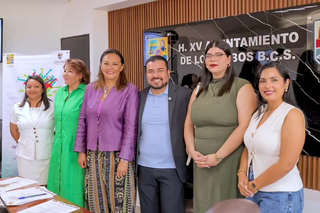 Instituto de las Mujeres y colectivo Raíz firman convenio de colaboración