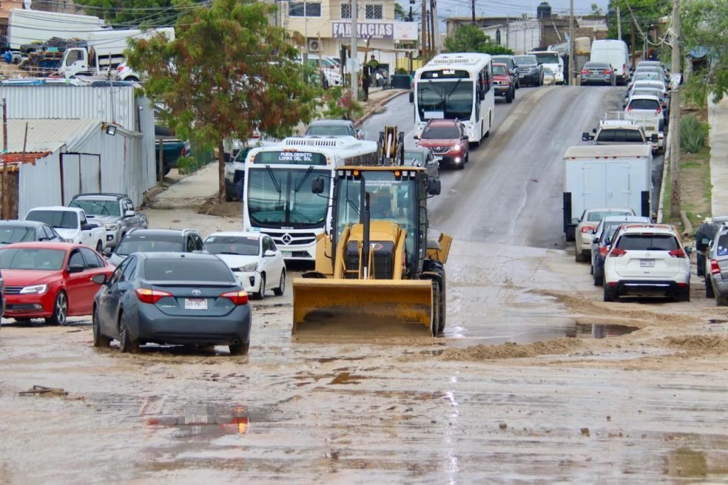 Intensifica Delegación de Cabo San Lucas acciones preventivas ante lluvias y escurrimientos