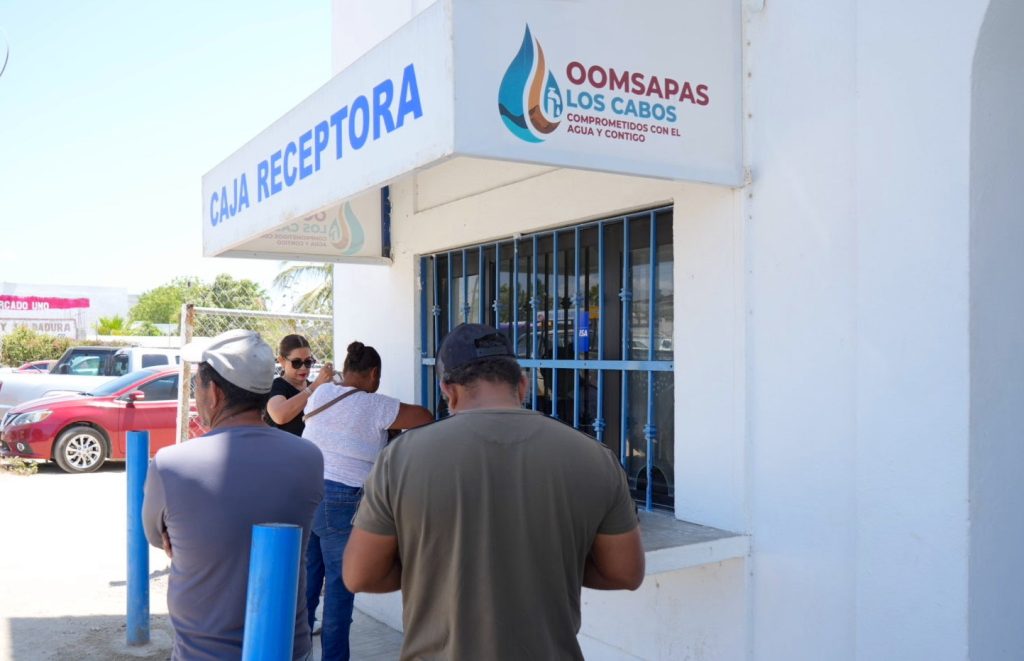 Invita OOMSAPAS Los Cabos a usuarios a regularizar trámites y recibir atención personalizada