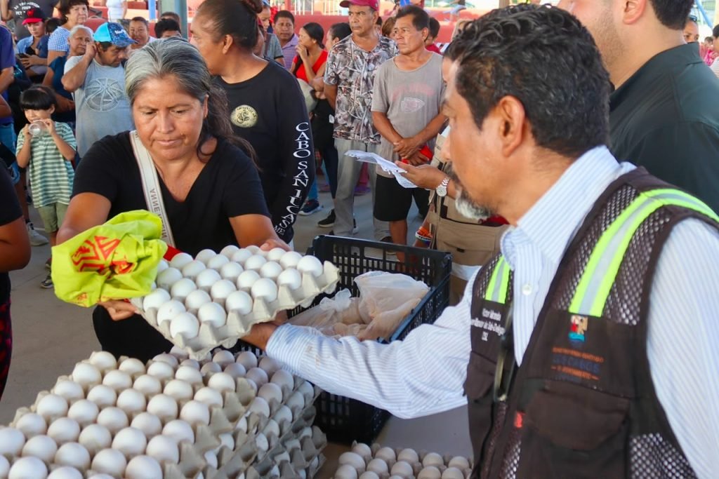 Jornada Social acerca apoyos y servicios a familias de Los Cangrejos