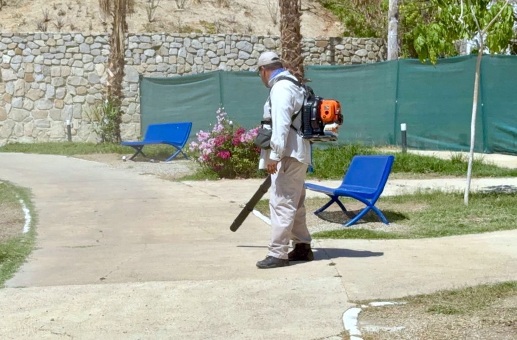 Mantiene Servicios Públicos atención permanente en 211 parques y jardines de Los Cabos