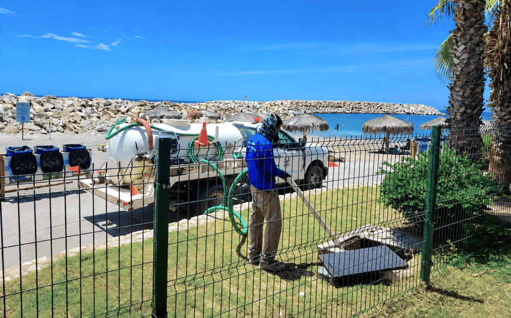 Mejora Zofemat Los Cabos servicios en La Playa con más sanitarios portátiles