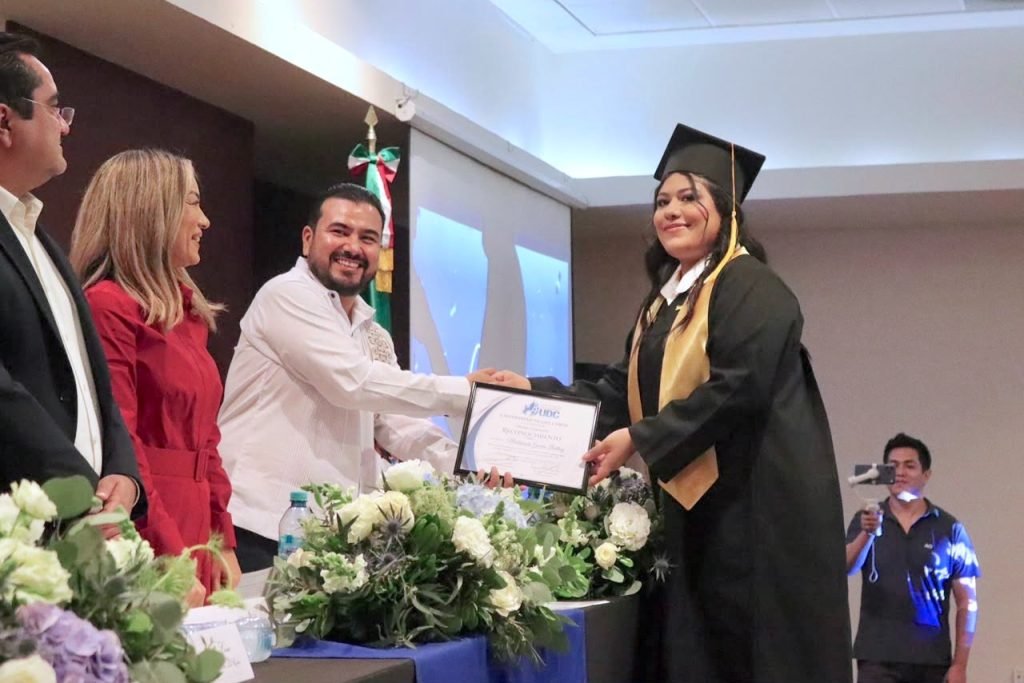 Refrenda Gobierno de Los Cabos respaldo a la educación como pilar del desarrollo municipal