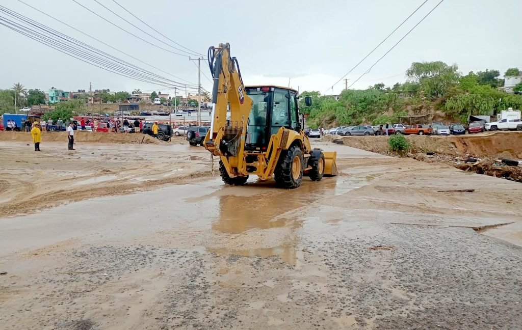 Refuerza Los Cabos vigilancia en arroyos y zonas de riesgo por lluvias