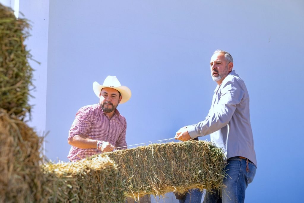 Respalda Christian Agúndez al sector ganadero con apoyo a mil familias productoras de la zona rural