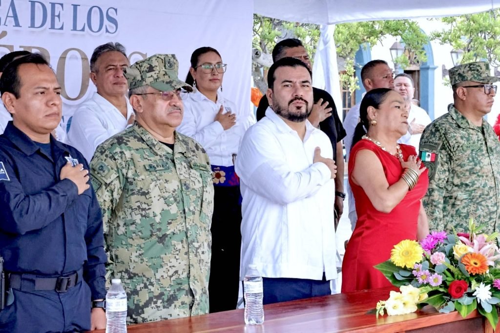 Rinde Ayuntamiento de Los Cabos homenaje a los Niños Héroes a 179 años de su Gesta Heroica