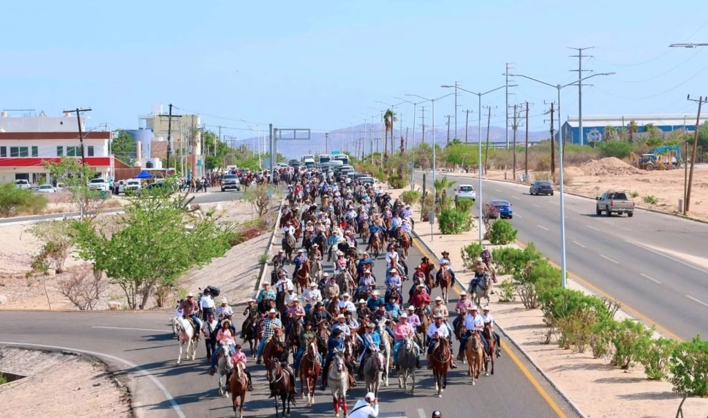 Santa Anita preserva sus tradiciones con multitudinaria cabalgata en sus Fiestas Tradicionales 2026